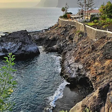 Vista Magica Beachfront Daire Acantilado de los Gigantes