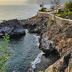 Vista Magica Beachfront شقة Acantilado de los Gigantes