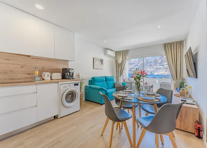 Vista Magica Beachfront Apartamento Acantilado de los Gigantes